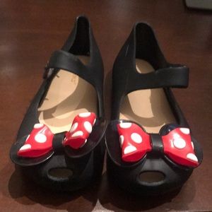 Toddler black plastic if and flats with red & white bow size 10